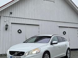 Begagnad 2013 Volvo V60 R-Design Kombi | 105 000 kr (Marknadspris)