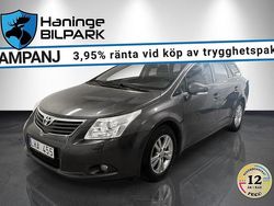 Grå Begagnad 2011 Toyota Avensis Kombi | 89 995 kr (Marknadspris)