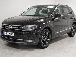 Svart Begagnad 2018 VW Tiguan SUV | 215 000 kr (Marknadspris)