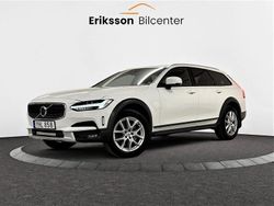 Vit Begagnad 2017 Volvo V90 CC Momentum Kombi | 199 900 kr (Dyr)
