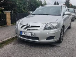 Silver Begagnad 2007 Toyota Avensis Sedan | 39 000 kr (Marknadspris)