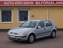 Ljusgrå Begagnad 1998 VW Golf IV Halvkombi | 33 900 kr (Marknadspris)