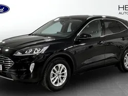 Svart (black) Begagnad 2022 Ford Kuga Titanium SUV | 244 900 kr (Bra pris)