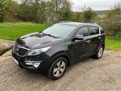 Svart Begagnad 2012 Kia Sportage Comfort SUV | 67 900 kr (Marknadspris)