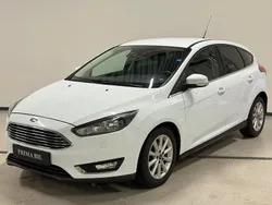 Vit Begagnad 2016 Ford Focus Titanium Halvkombi | 58 900 kr (Marknadspris)