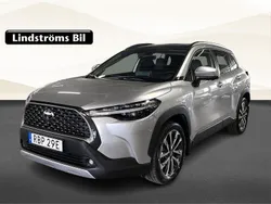 Silver Begagnad 2024 Toyota Corolla Cross Executive SUV | 449 000 kr (Dyr)