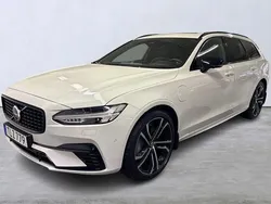 Vit Begagnad 2022 Volvo V90 R-Design Pro Kombi | 459 900 kr (Bra pris)