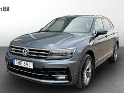 Mörkgrå (platinum grey metallic) Begagnad 2020 VW Tiguan Allspace Comfortline SUV | 225 000 kr (Marknadspris)