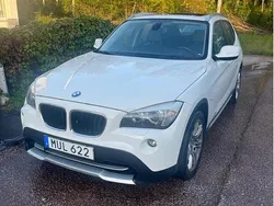Vit Begagnad 2012 BMW X1 SUV | 65 000 kr (Marknadspris)
