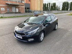 Svart (svartmetallic) Begagnad 2013 Kia Ceed Sportswagon EX Kombi | 73 500 kr (Marknadspris)