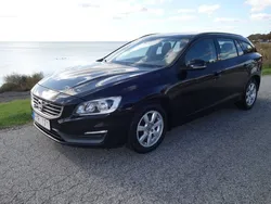 Svart Begagnad 2013 Volvo V60 Kombi | 99 900 kr (Marknadspris)