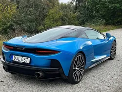 Blå Begagnad 2020 McLaren GT | 1 050 000 kr