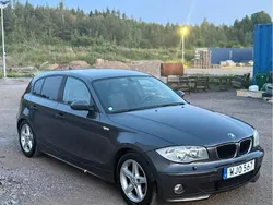 Grå Begagnad 2005 BMW 116 Advantage Halvkombi | 27 900 kr (Marknadspris)