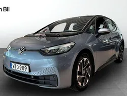 Blå Begagnad 2022 VW ID.3 Pro Performance Halvkombi | 269 900 kr (Marknadspris)