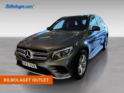 Grå Begagnad 2018 Mercedes GLC250 AMG SUV | 319 000 kr (Marknadspris)