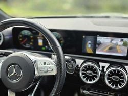 Vit Begagnad 2023 Mercedes A250 AMG Halvkombi | 313 000 kr (Bra pris)