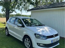 Vit Begagnad 2014 VW Polo Halvkombi | 62 500 kr (Superpris)