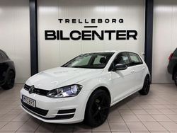 Vit Begagnad 2016 VW Golf VII Halvkombi | 119 900 kr (Marknadspris)