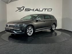 Mörkbrun (brun) Begagnad 2016 VW Passat Alltrack Kombi | 149 900 kr (Marknadspris)