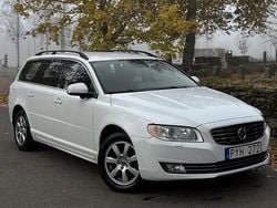 Vit Begagnad 2014 Volvo V70 Momentum Kombi | 84 500 kr (Marknadspris)