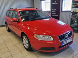 Röd Begagnad 2010 Volvo V70 Drive Kinetic Kombi | 34 900 kr (Marknadspris)