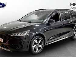 Svart Begagnad 2023 Ford Focus Active Kombi | 229 900 kr (Marknadspris)