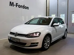 Vit Begagnad 2014 VW Golf VII Halvkombi | 159 900 kr (Marknadspris)