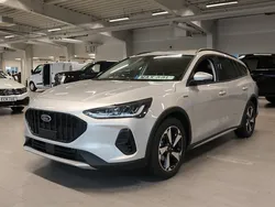 Grå (moondust silver metallic) Begagnad 2023 Ford Focus Active Kombi | 309 800 kr (Marknadspris)