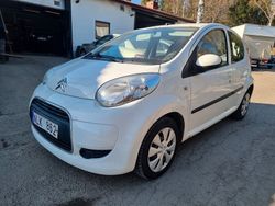 Vit Begagnad 2010 Citroën C1 Halvkombi | 29 900 kr (Marknadspris)