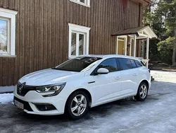 Vit Begagnad 2017 Renault Mégane GrandTour Kombi | 98 000 kr (Dyr)