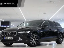 Svart Begagnad 2022 Volvo V60 Kombi | 299 900 kr (Marknadspris)