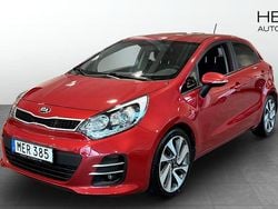 Röd Begagnad 2015 Kia Rio Halvkombi | 89 900 kr (Dyr)