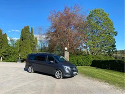 Grå Begagnad 2016 Mercedes V220 Minibuss | 430 000 kr (Lite dyr)
