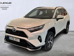 Vit Begagnad 2022 Toyota RAV4 Hybrid SUV | 419 000 kr (Marknadspris)
