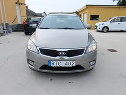 Silver Begagnad 2010 Kia Ceed Sportswagon 4 Kombi | 65 900 kr (Marknadspris)