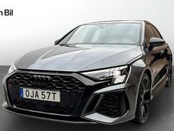 Daytonagrå pärleffekt Begagnad 2024 Audi RS3 Sportback Premium Halvkombi | 649 000 kr (Marknadspris)