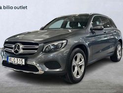 Grå Begagnad 2017 Mercedes GLC220 SUV | 274 900 kr (Marknadspris)