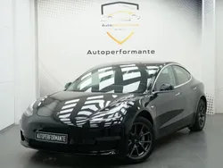 Svart Begagnad 2020 Tesla Model 3 Long Range Sedan | 279 000 kr (Marknadspris)