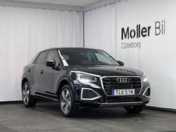 Brilliantsvart Begagnad 2025 Audi Q2 Advanced Plus SUV | 314 900 kr (Marknadspris)