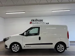Vit Begagnad 2016 Fiat Doblò Minibuss | 69 500 kr (Marknadspris)
