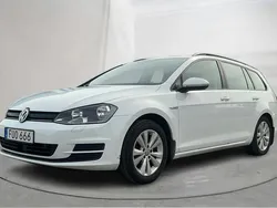 Vit Begagnad 2016 VW Golf VII | 125 000 kr (Superpris)