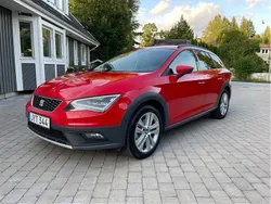 Röd Begagnad 2016 Seat Leon X-Perience Kombi | 89 000 kr (Marknadspris)