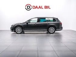 Mörkgrå (grå) Begagnad 2021 VW Passat GTE Kombi | 184 700 kr (Bra pris)