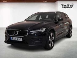 Begagnad 2022 Volvo V60 CC Kombi | 279 000 kr (Bra pris)