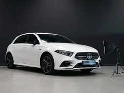 Vit Begagnad 2020 Mercedes A250 AMG Halvkombi | 269 000 kr (Lite dyr)