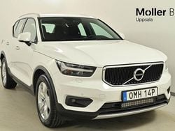 Vit Begagnad 2021 Volvo XC40 Momentum SUV | 249 900 kr (Marknadspris)