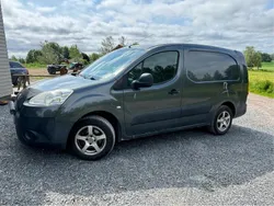 Grå Begagnad 2013 Peugeot Partner Minibuss | 40 500 kr (Marknadspris)