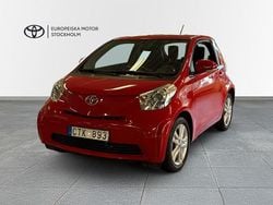Röd Begagnad 2010 Toyota iQ Halvkombi | 89 900 kr (Dyr)