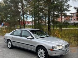 Grå Begagnad 2001 Volvo S80 Sedan | 24 900 kr (Marknadspris)