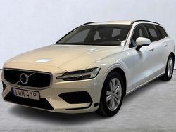 Vit Begagnad 2019 Volvo V60 Momentum Kombi | 199 900 kr (Marknadspris)